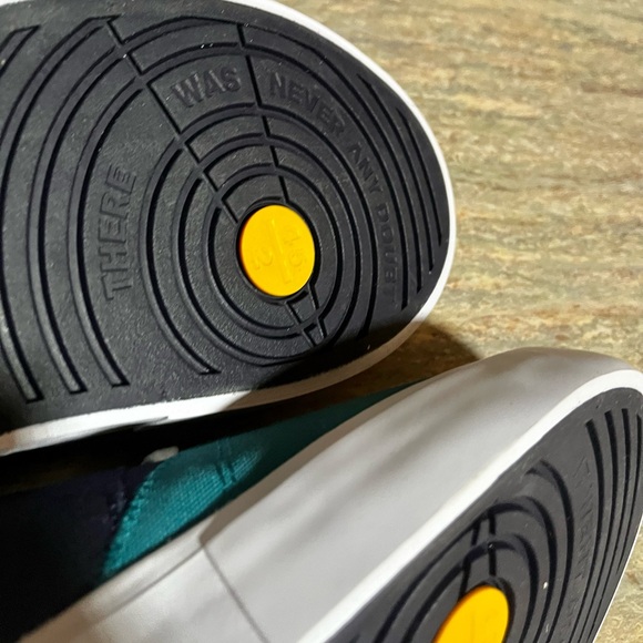 NWOB Nike Air Jordan .04 Series Dear Carnival DJ0421-413 Blackened Blue/ White - Picture 10 of 16